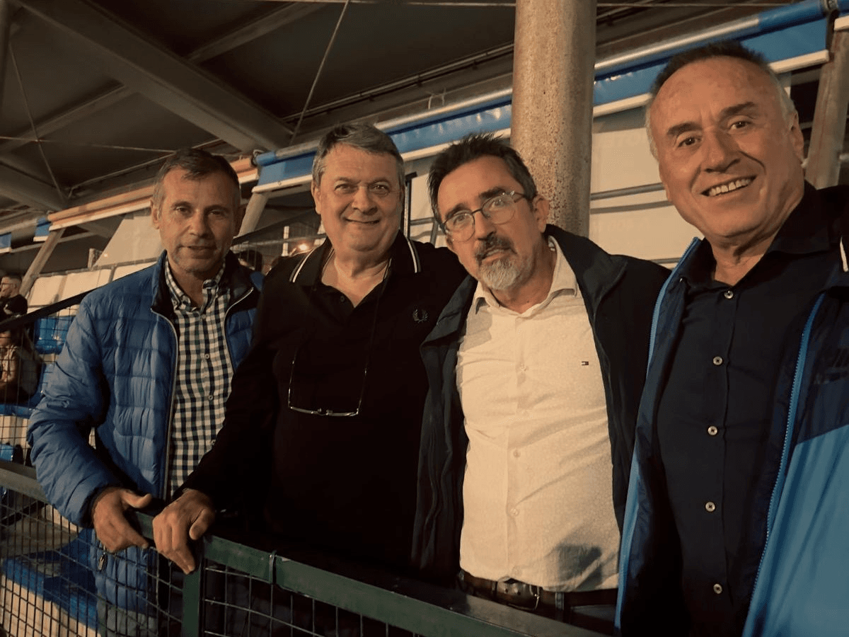 Assistència federativa al partit de lliga Elit entre la UE Castelldefels i l'AE Prat